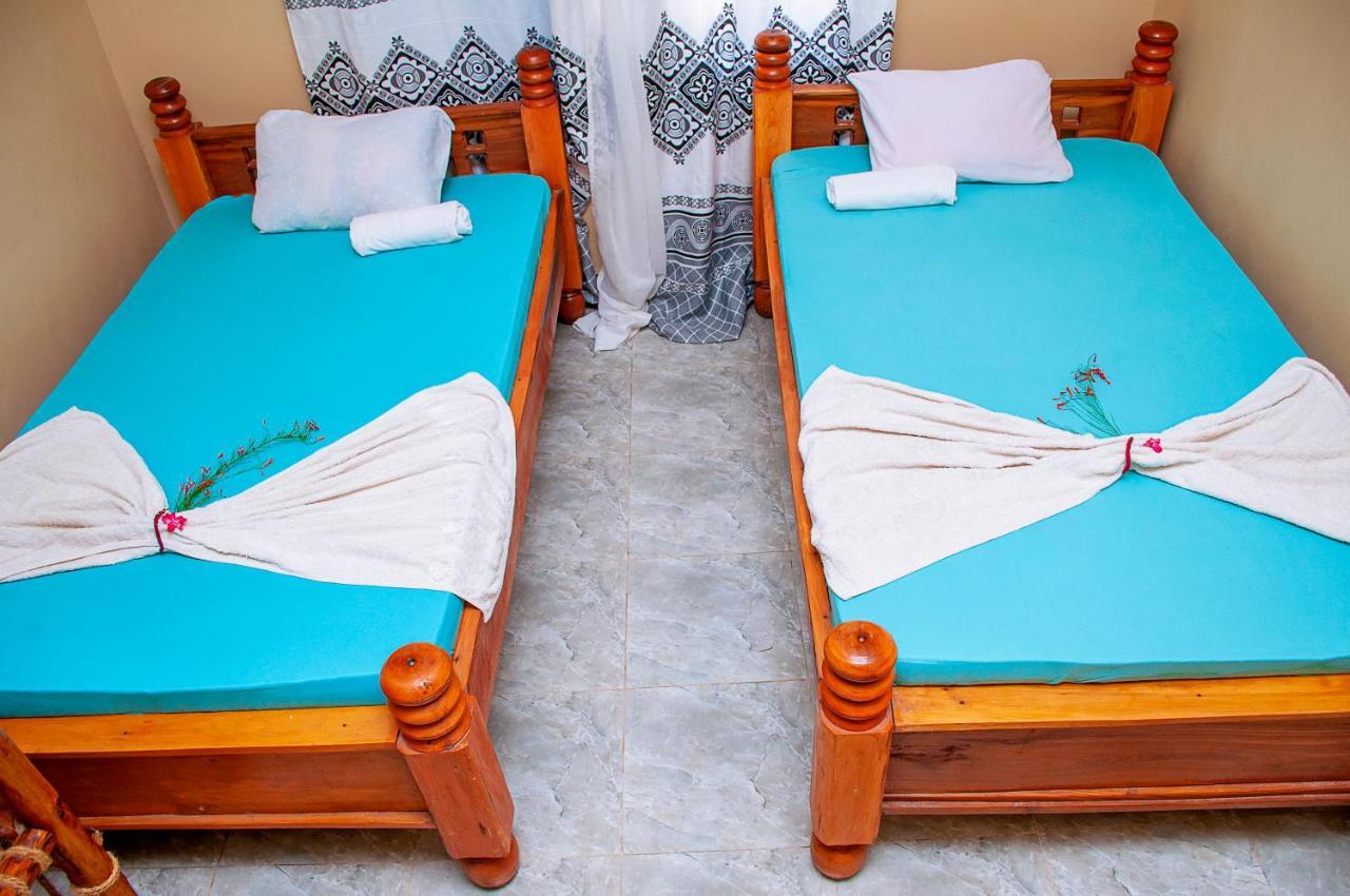 Palm Nungwi Bed & Breakfast Exterior photo